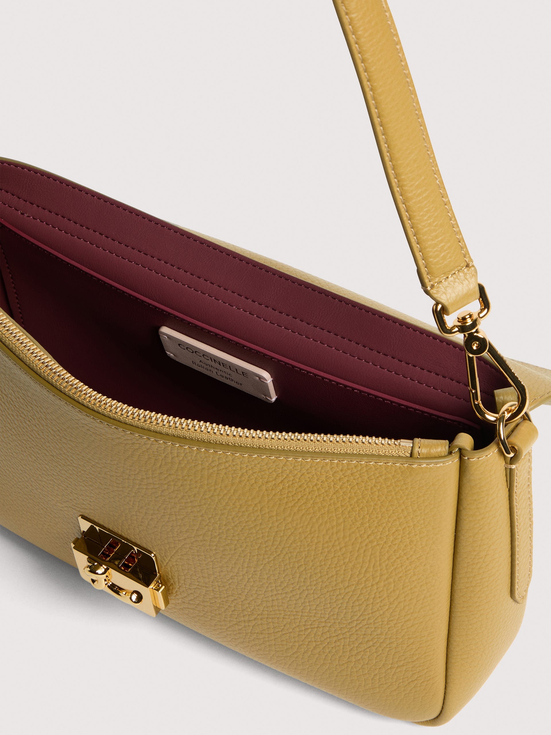 Coccinelle Borsa a Tracolla Pelle Donna Verde Logo