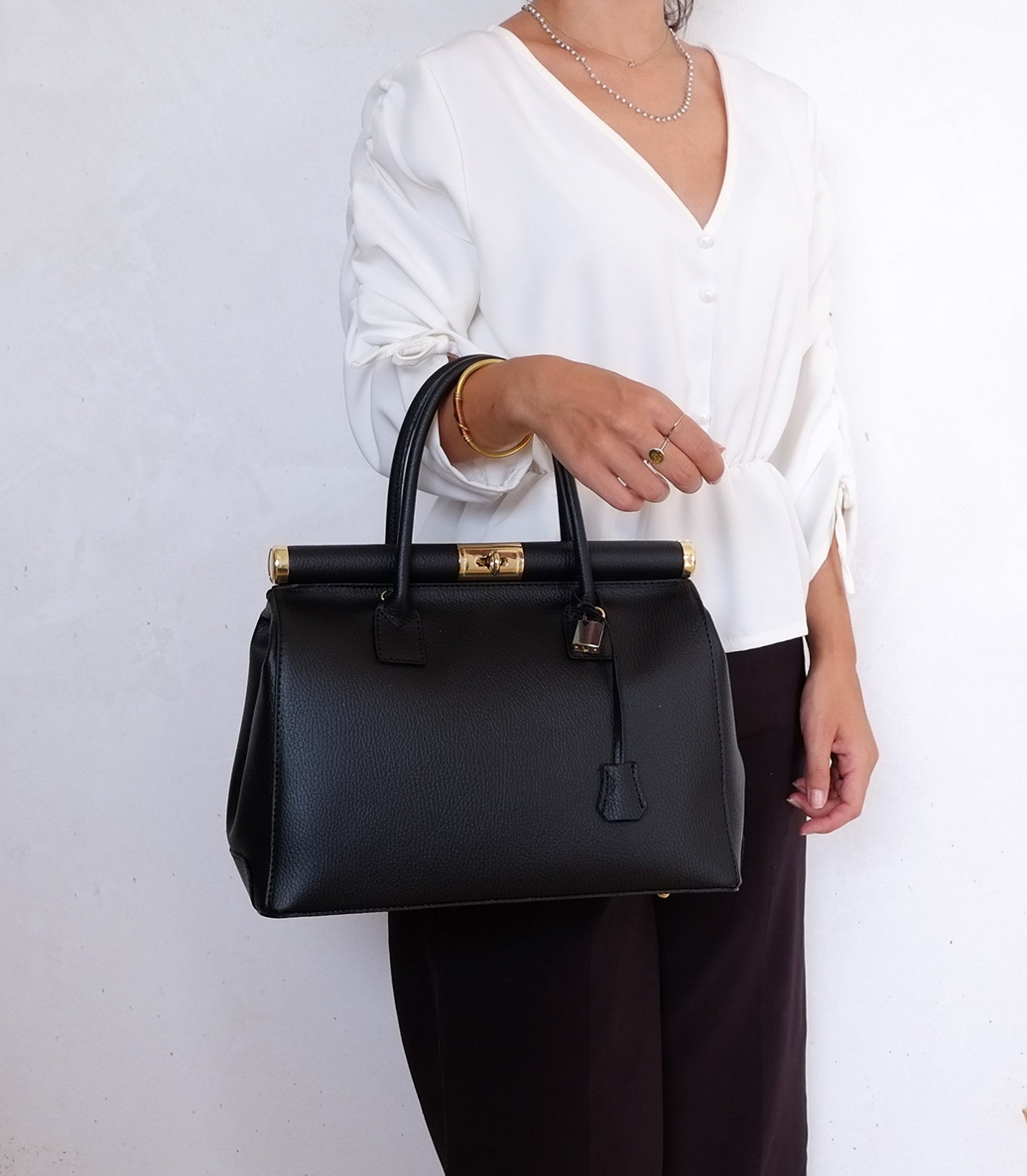 Borsa Donna a Mano con Tracolla, In Vera Pelle Morbida, Made in Italy, Modello Matilde