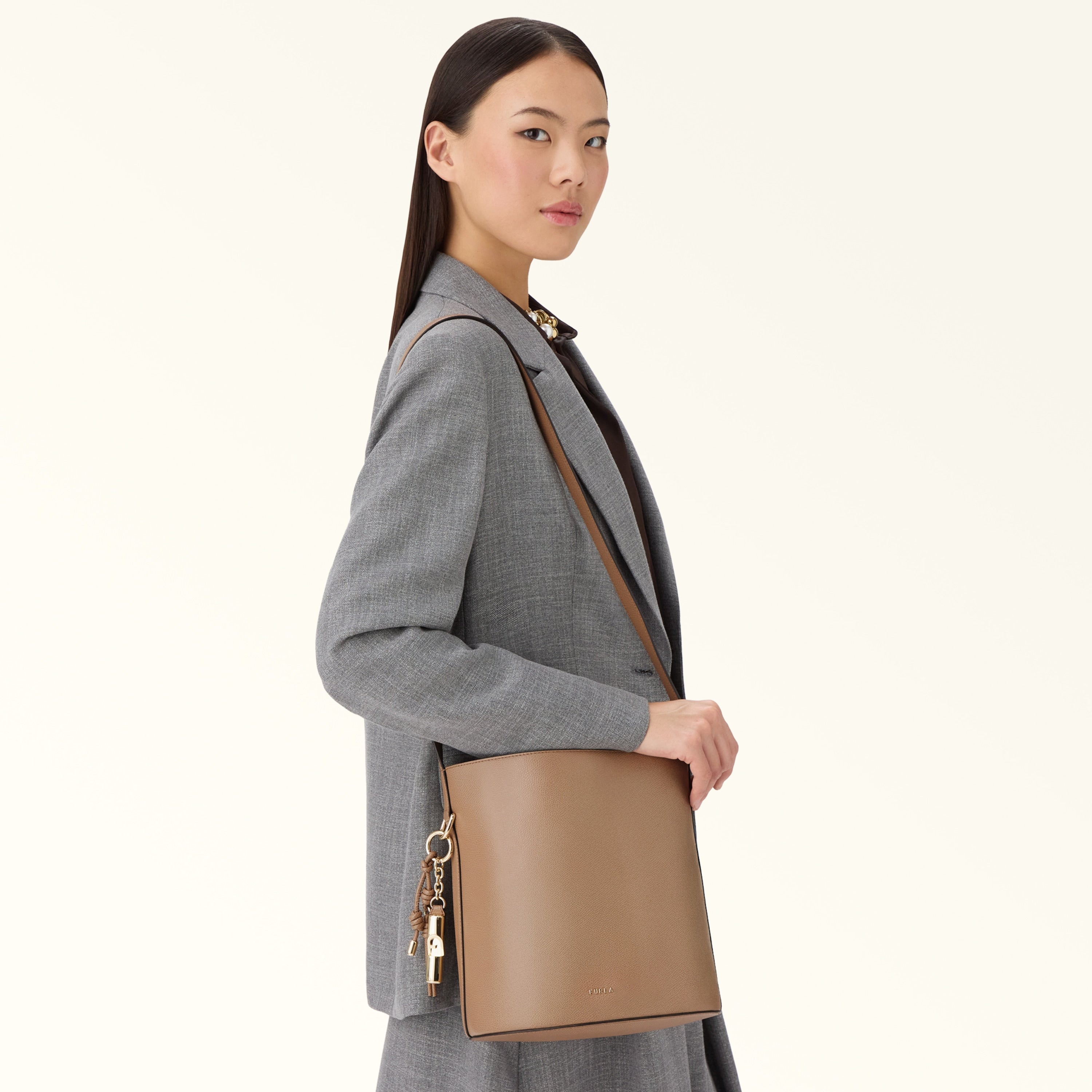 Furla Borsa Donna Marrone Tracolla Pelle Roxie Logo