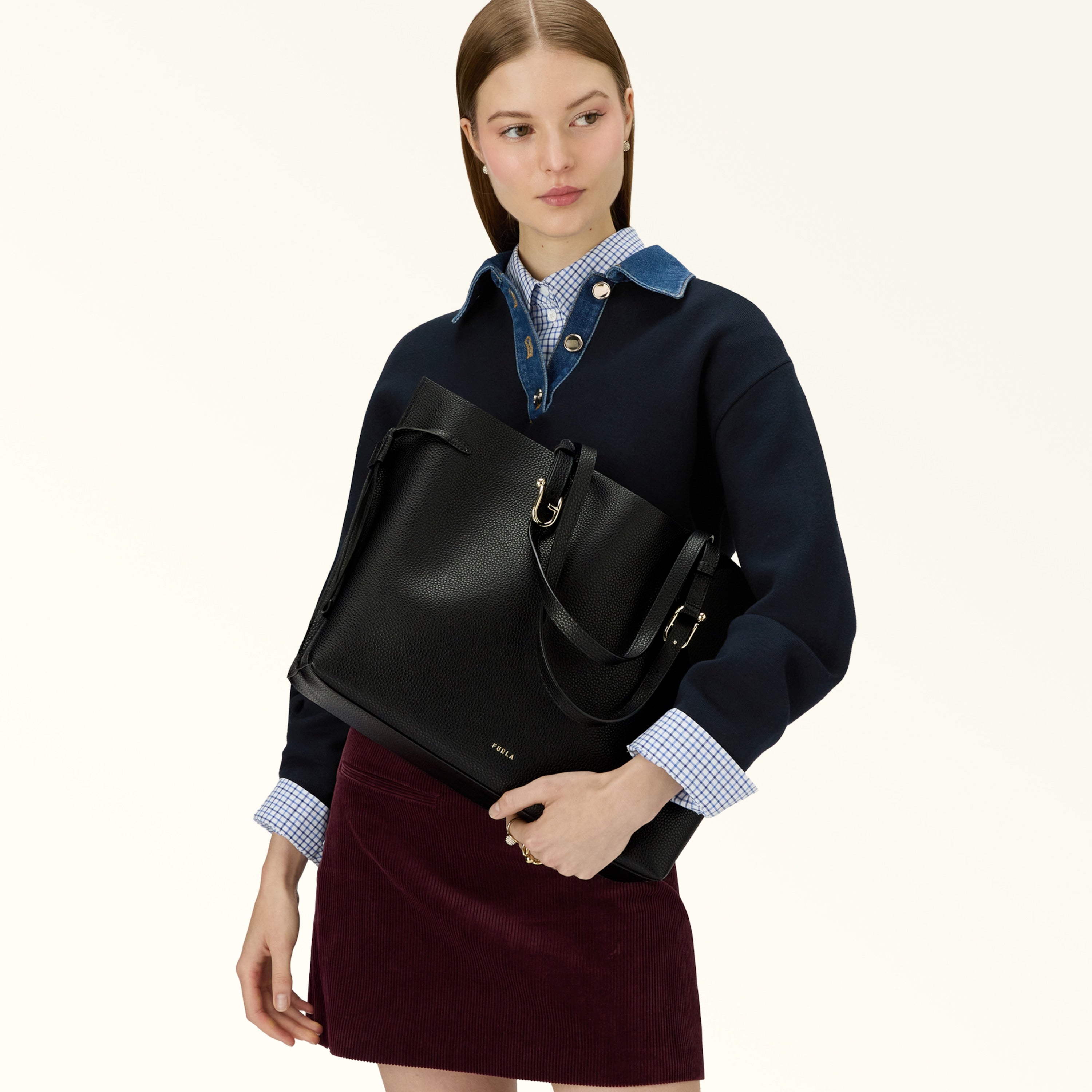 Furla Sac à épaule Femme Noir Cuir Ava Logo