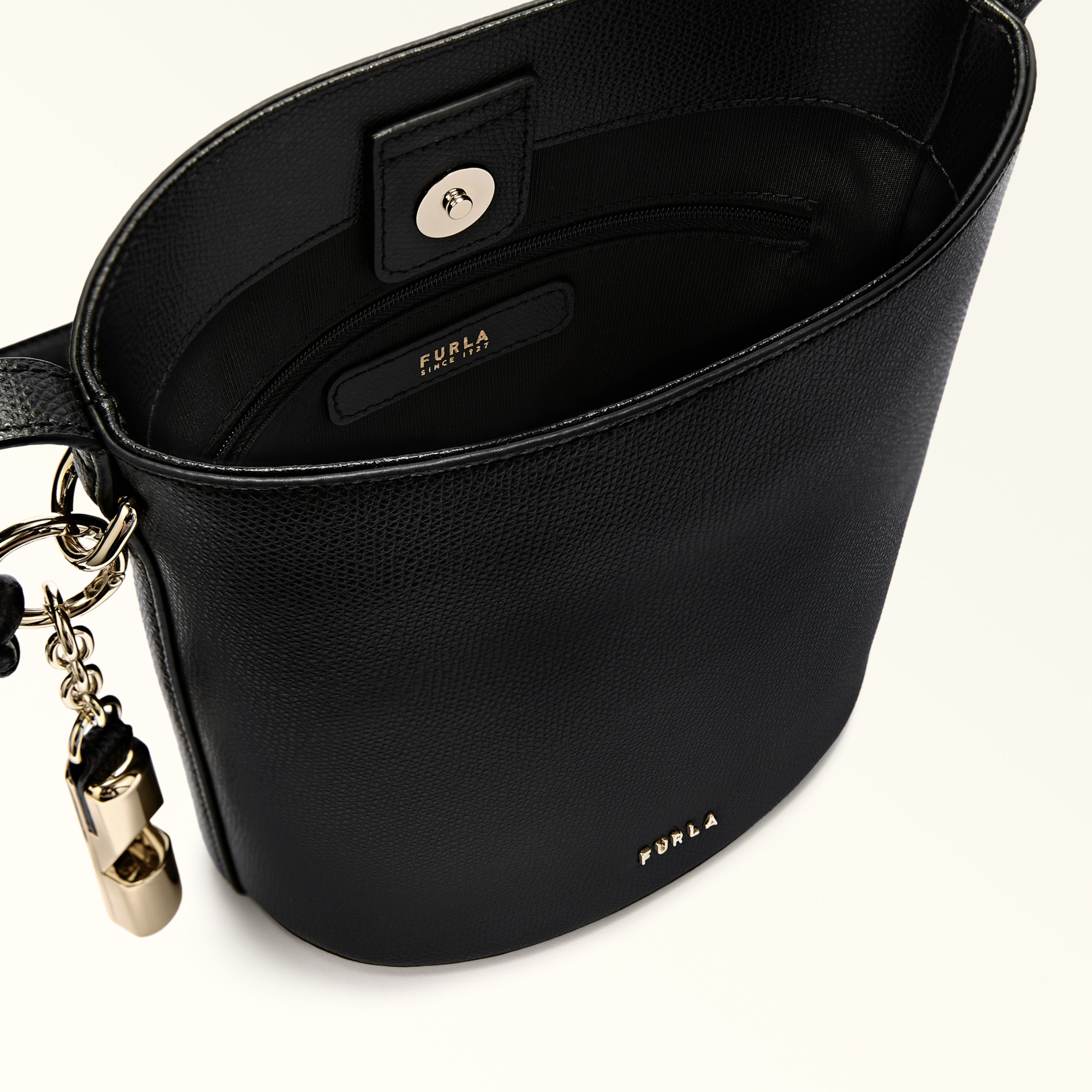 Furla Sac Femme Noir Bandoulière Cuir Roxie Bucket Logo