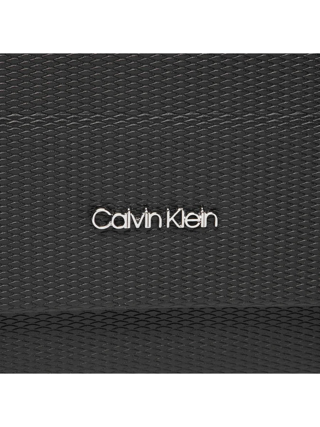 CALVIN KLEIN Borsello Uomo Nero con Tracolla Regolabile e Chiusura Automatica
