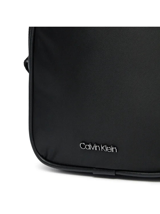 CALVIN KLEIN Borsello Uomo Nero con Tracolla e Portamonete Removibile