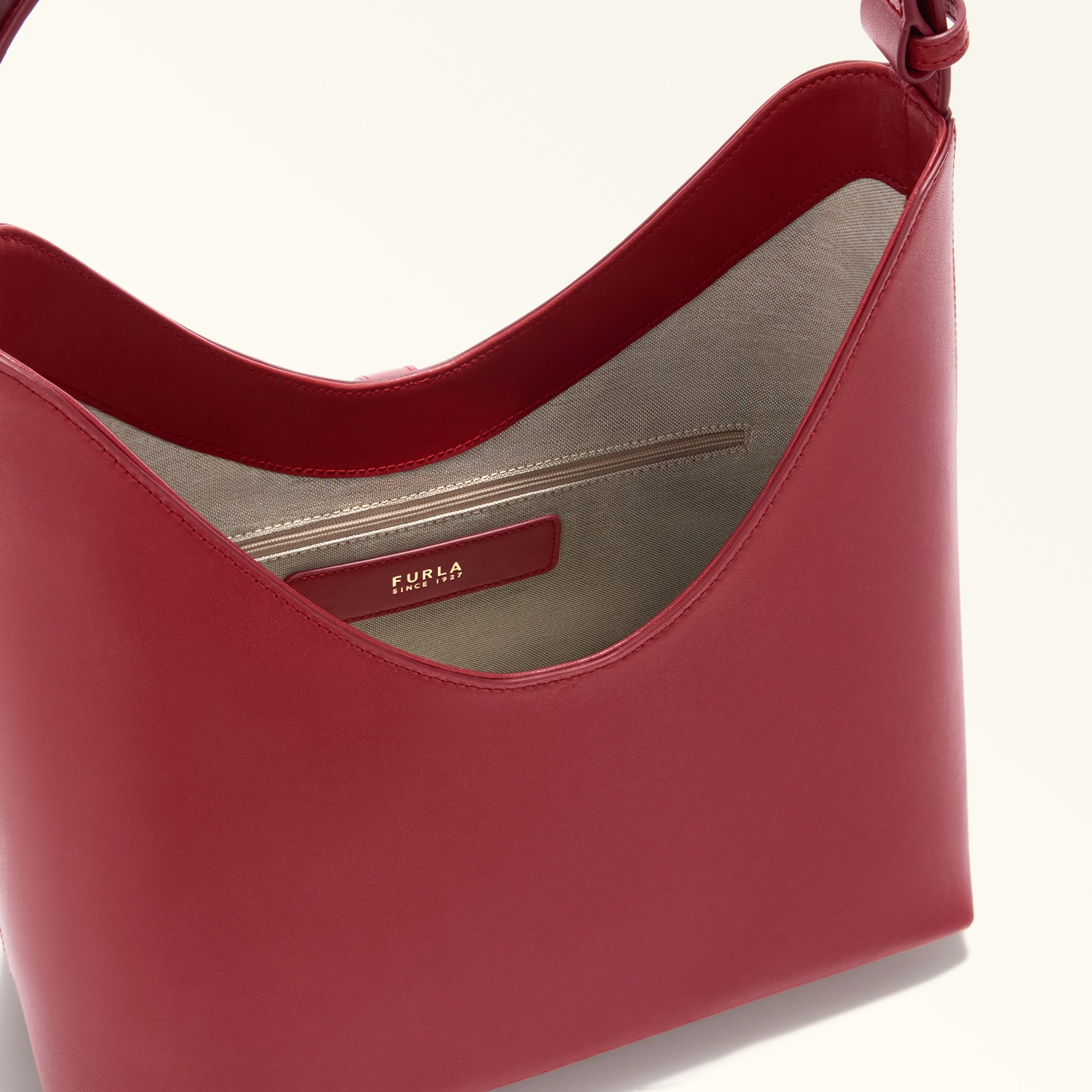 Furla Sac à épaule Rouge Cuir Goccia Logo