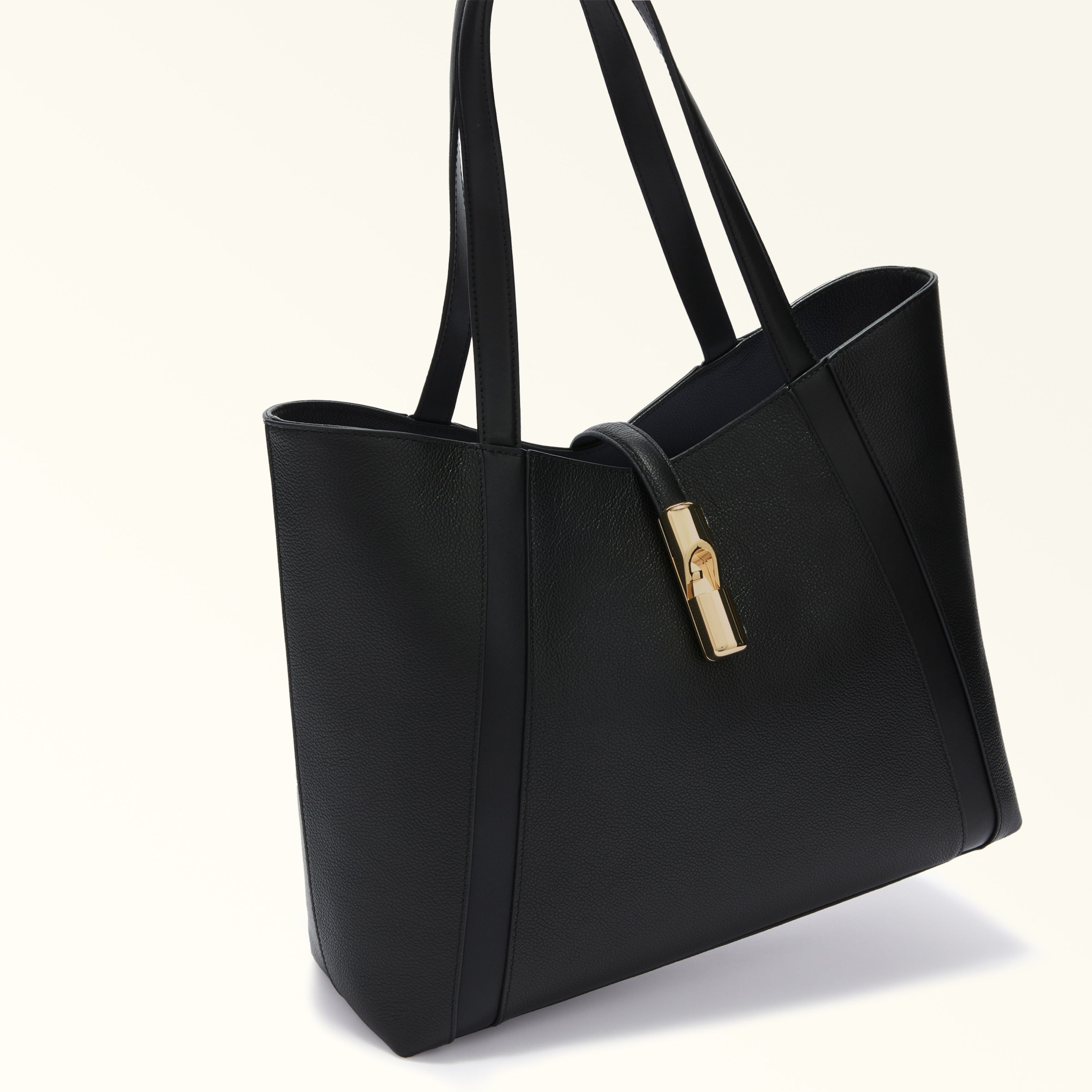 Furla Sac à épaule Femme Noir Cuir Goccia Logo