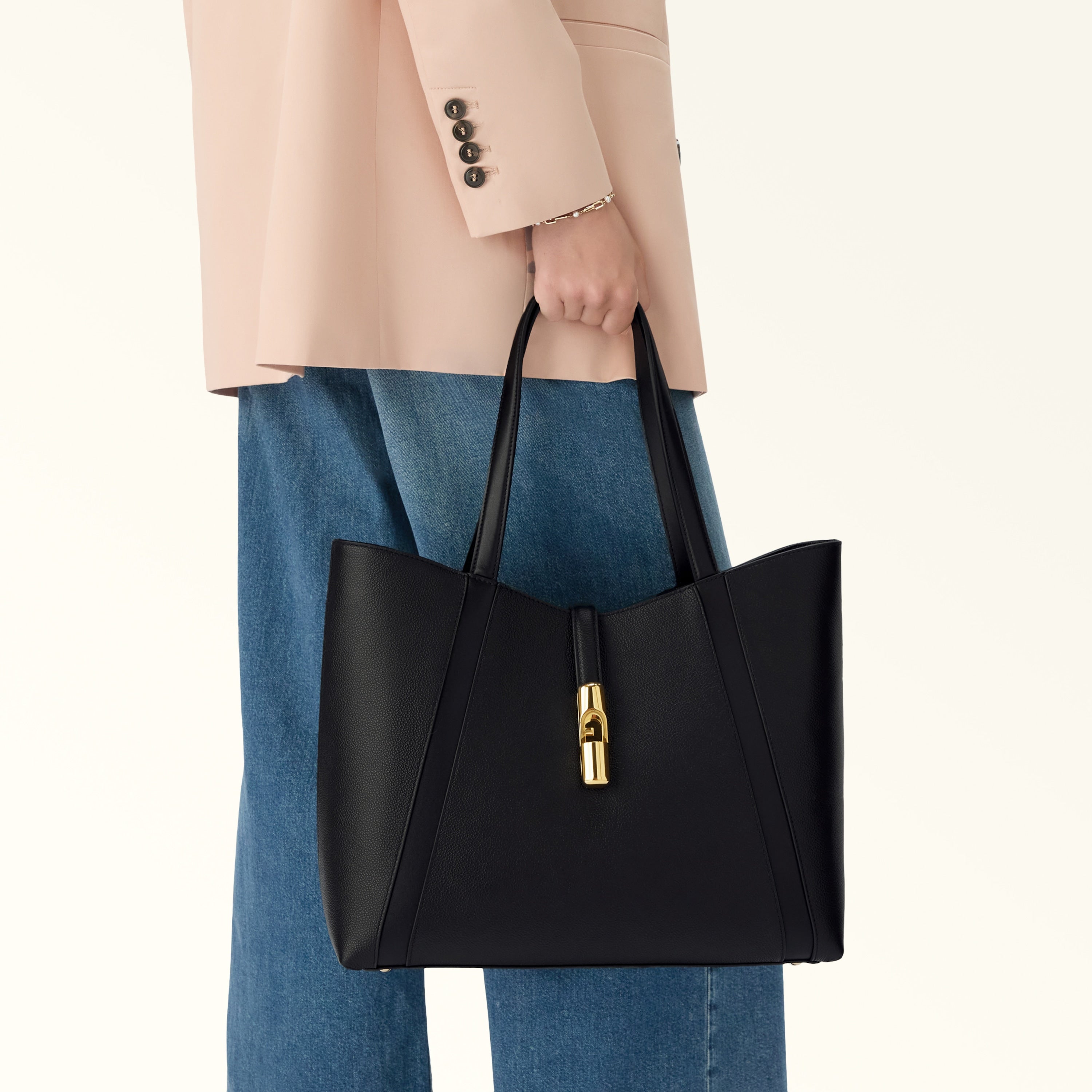 Furla Sac à épaule Femme Noir Cuir Goccia Logo