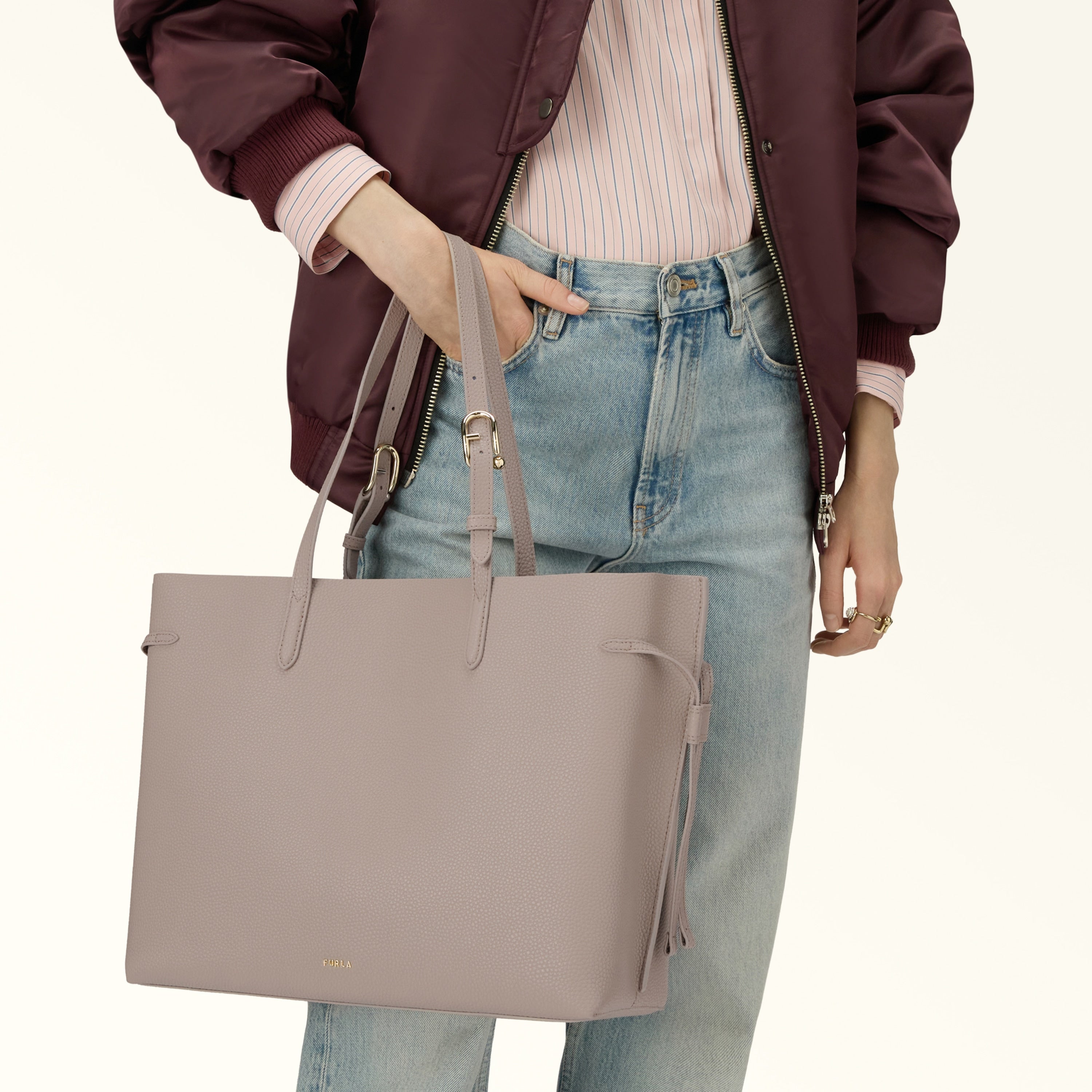 Furla Sac à épaule Femme Beige Cuir Ava Logo