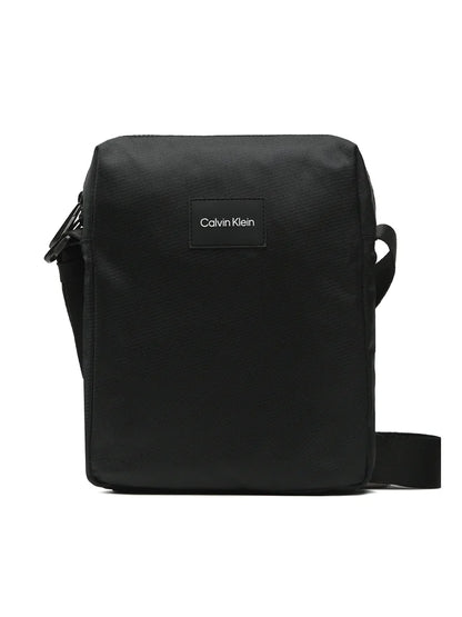 CALVIN KLEIN Borsello Uomo Nero con Tracolla Regolabile e Logo - foto prodotto