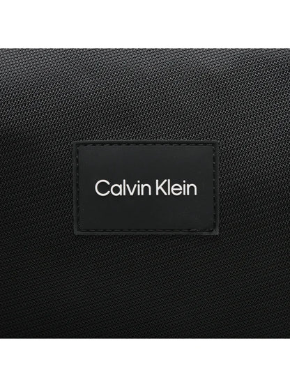 CALVIN KLEIN Borsello Uomo Nero con Tracolla Regolabile e Logo - vista 3
