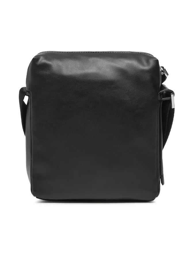 CALVIN KLEIN Borsello Uomo Nero con Tracolla Regolabile e Logo - vista 4