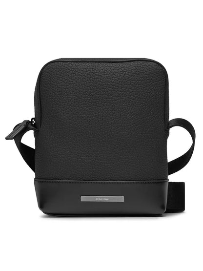 CALVIN KLEIN Borsello Uomo Nero con Tracolla Regolabile e Logo - foto prodotto