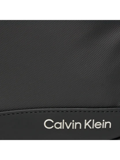 CALVIN KLEIN Borsello Uomo Nero con Tracolla Regolabile e Logo - vista 3