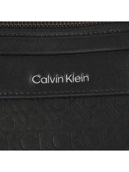 CALVIN KLEIN Borsello Uomo Nero con Tracolla Regolabile e Logo - vista 3